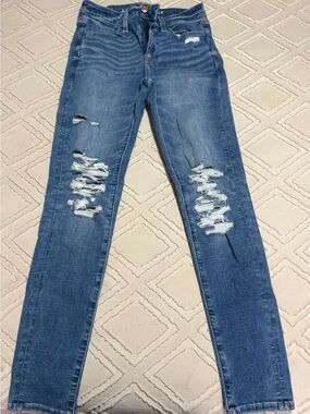 Women's Distressed Skinny Jeans - Blue